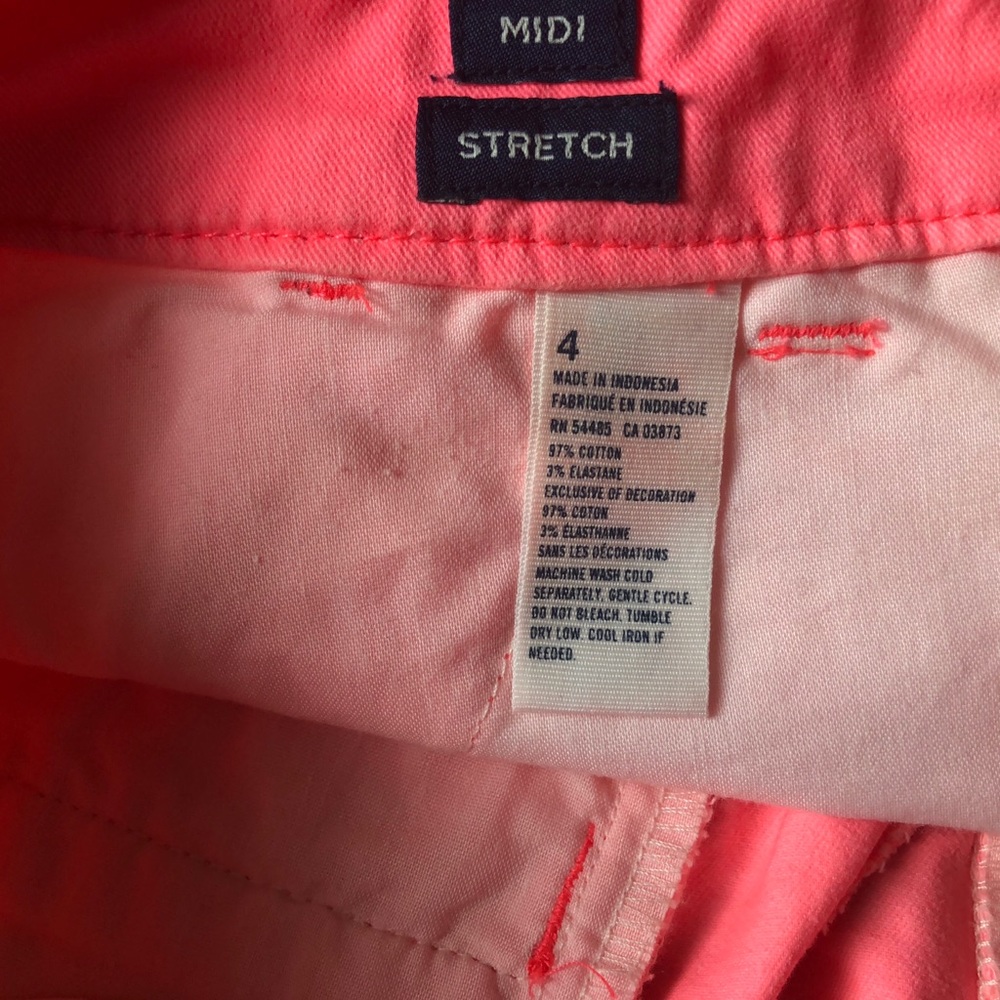 Shorts for Spring Break - Picture 3 of 4
